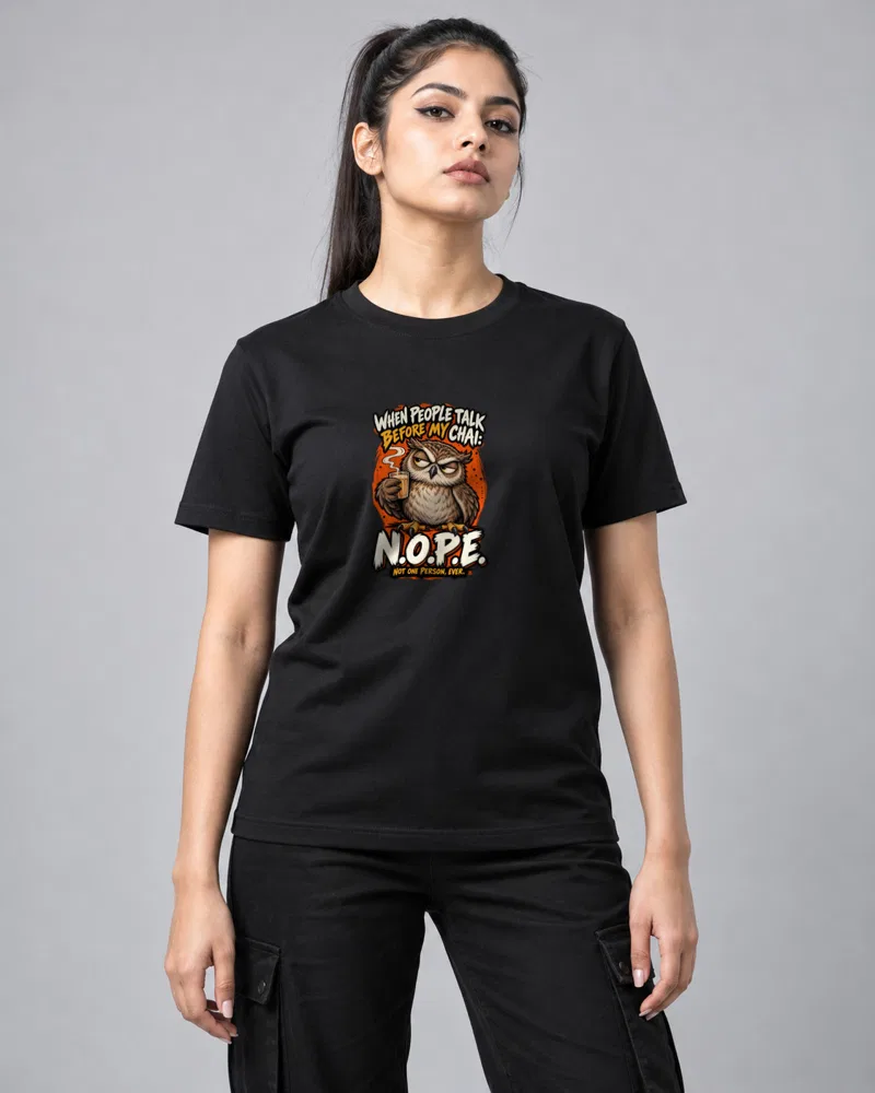Before My Chai Owl printed T-shirt, black