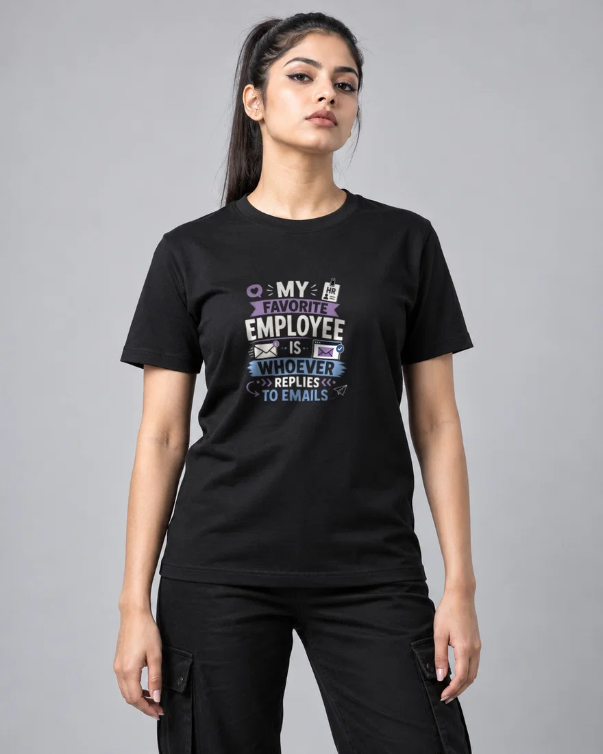 My Favorite Employee Is Whoever Replies to Emails printed T-shirt, black