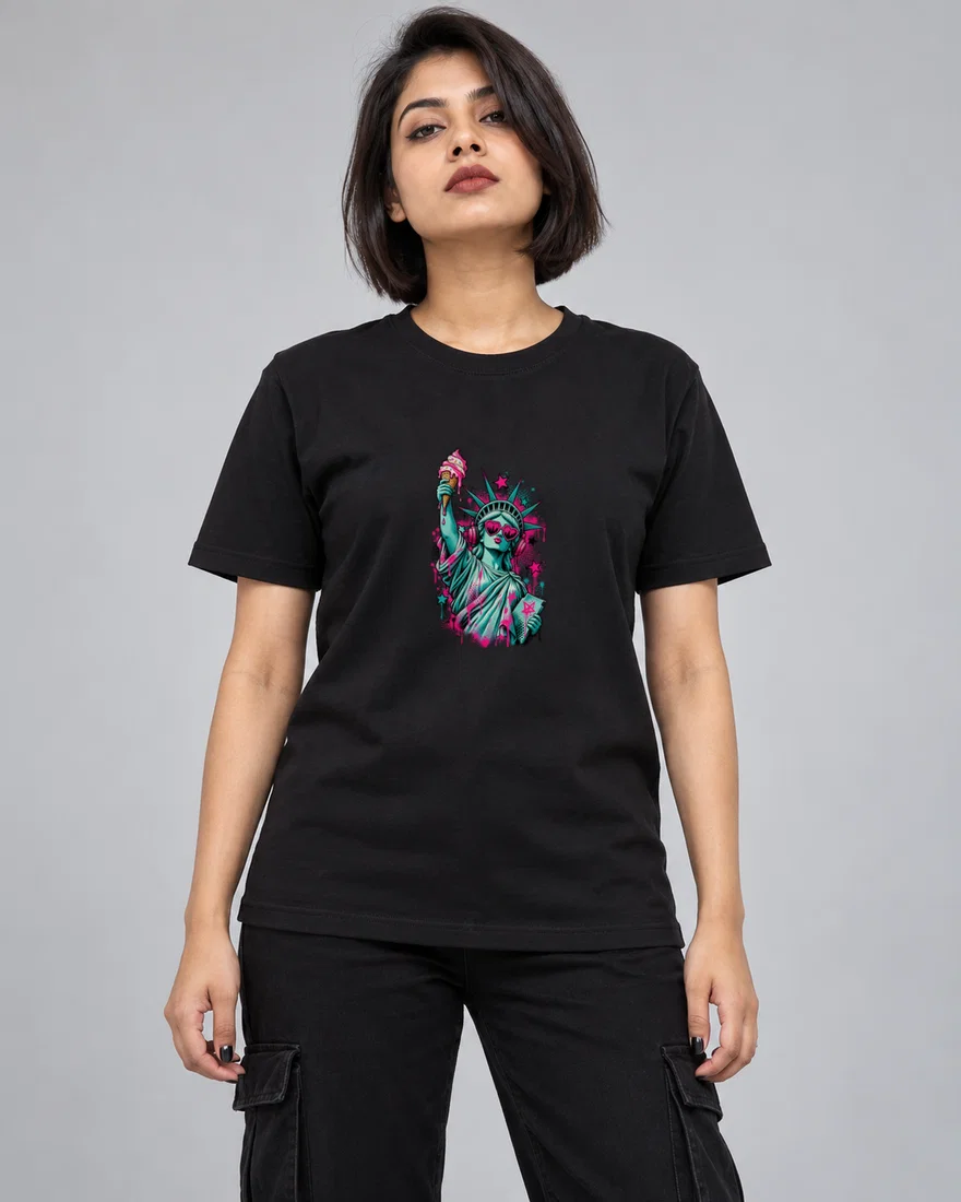 Pop-Art Statue Of Liberty With Ice Cream printed T-shirt, black
