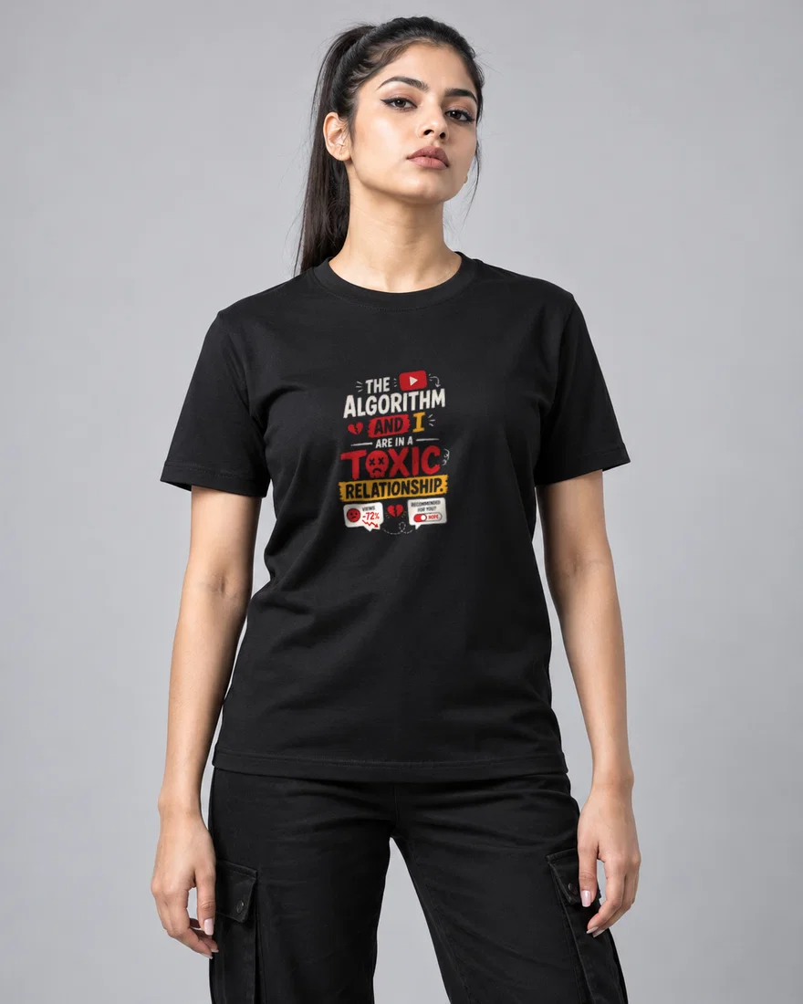 The algorithm and I are in a toxic relationship printed T-shirt, black